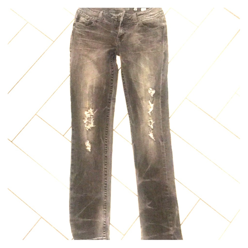 Gray distressed miss me s🖤